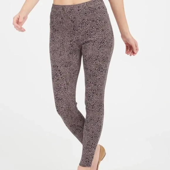 SPANX Jean-ish Ankle Leggings in Desert Dot Leopard Print Size Small Pull On - Picture 1 of 8